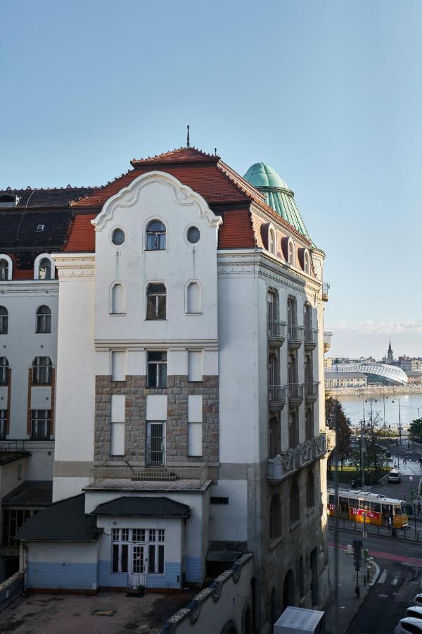 Nanirol Apartment At Gellert Bath Budapest Exteriör bild