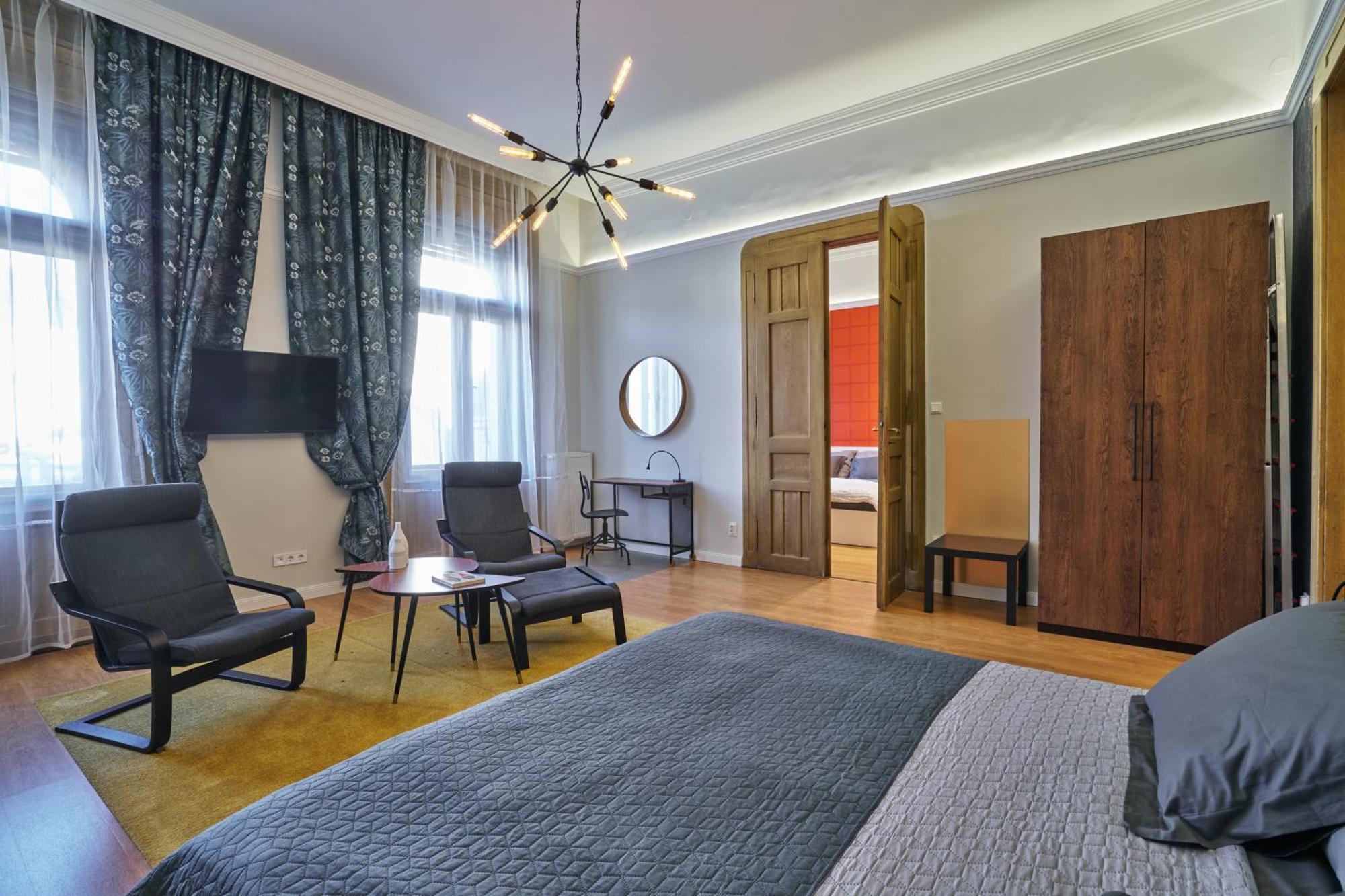 Nanirol Apartment At Gellert Bath Budapest Exteriör bild